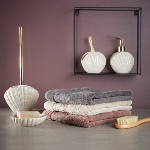 Save 20-50% on Bathroom Accessories