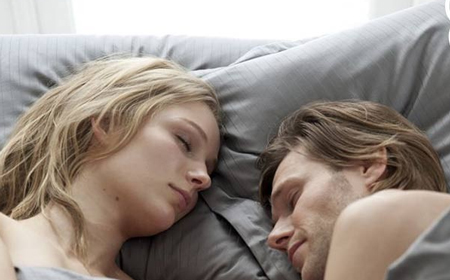 Why the snooze button is effecting your sleep