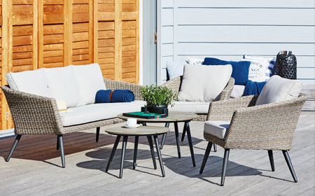 Garden lounge furniture to suit any outdoor space