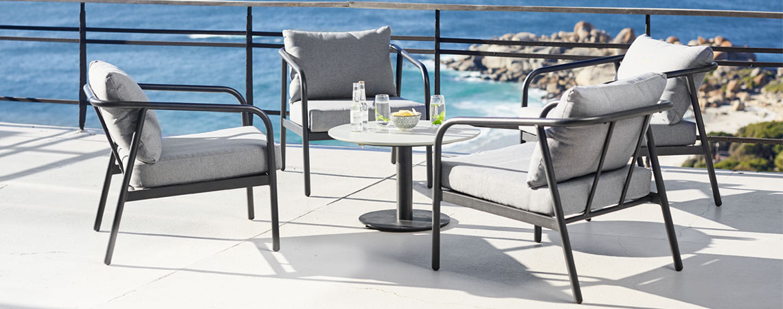 How to choose the right garden furniture for your outdoor space
