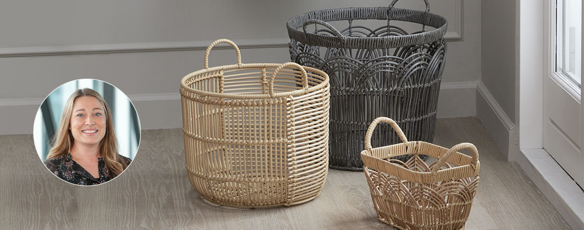 Two round baskets,a small rectangular basket and an insert of Susanne Bank 