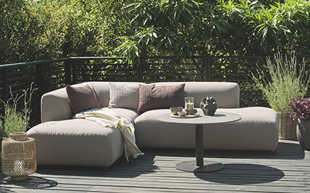 A guide to quick-dry and all-weather outdoor furniture
