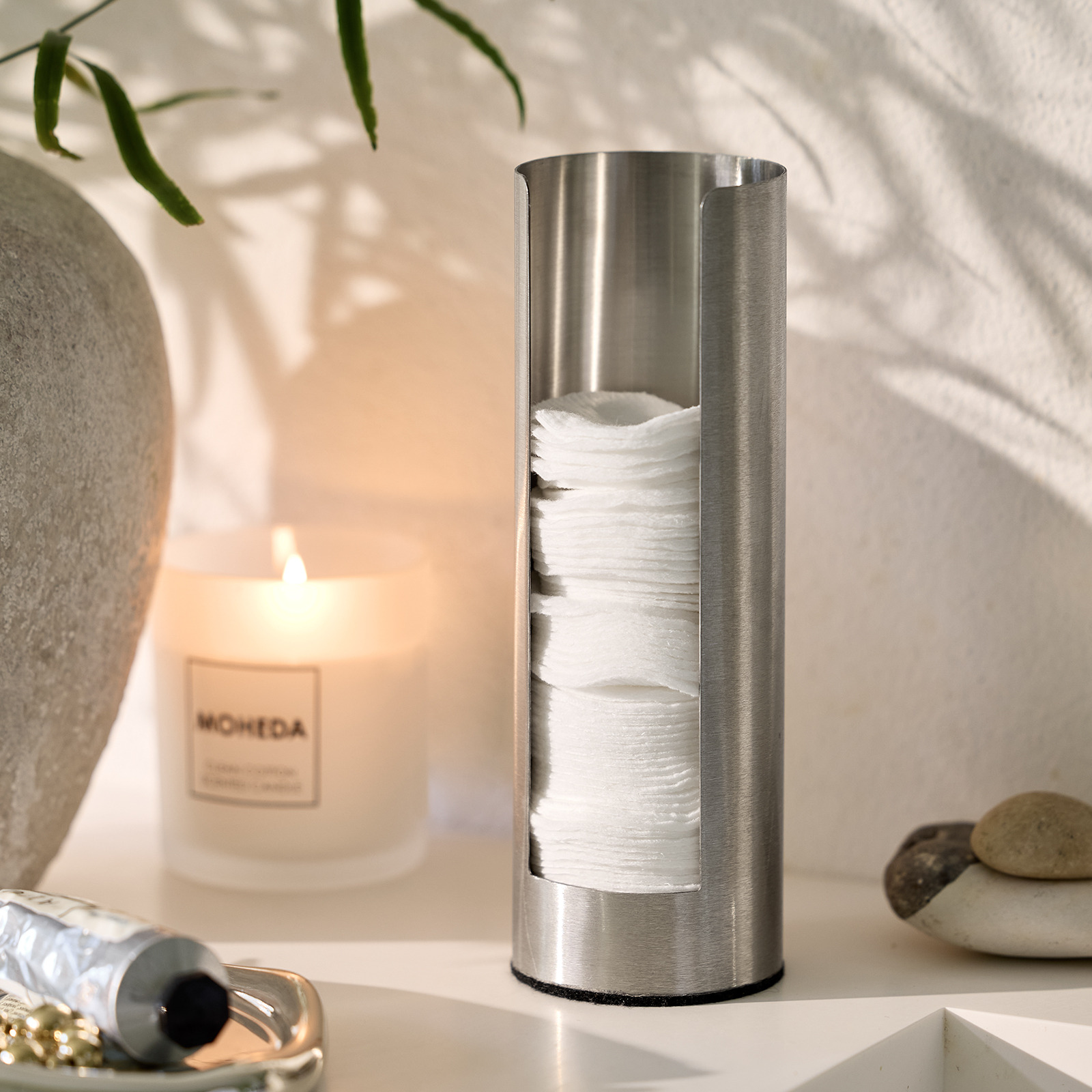 HAGGE cotton pad holder Cotton pad holder and scented candle in a bathroom