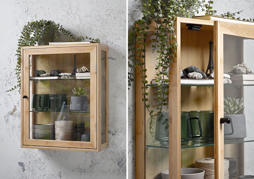 RIBE wall cabinet Wall cabinet in wood with glass front and sides