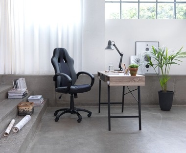 Black swivel office and desk chair